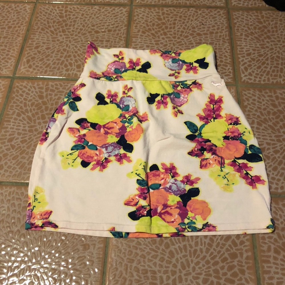 Victoria secrets pink mini skirt